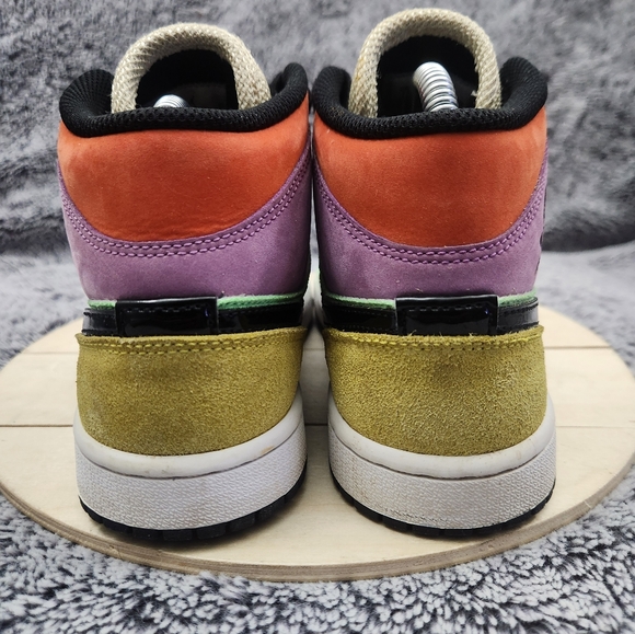 Nike Air Jordan 1 Mid SE Multi-Color Lightbulb Women's Size 7 - Picture 7 of 9